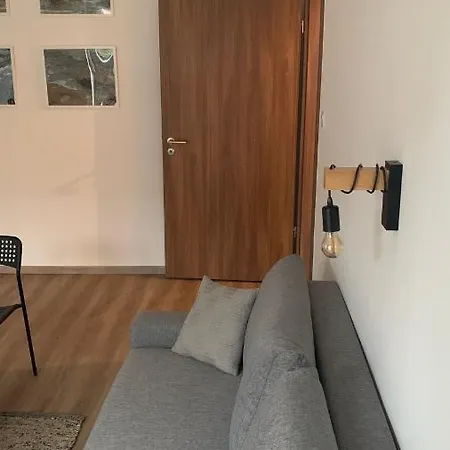 Fehervari, Budai Lakas, Kivalo Kozlekedes Apartment Budapest